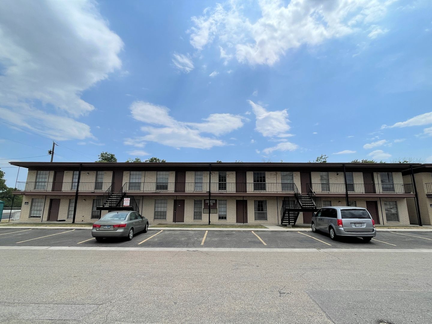 Killeen Apartment: 224 Hold St