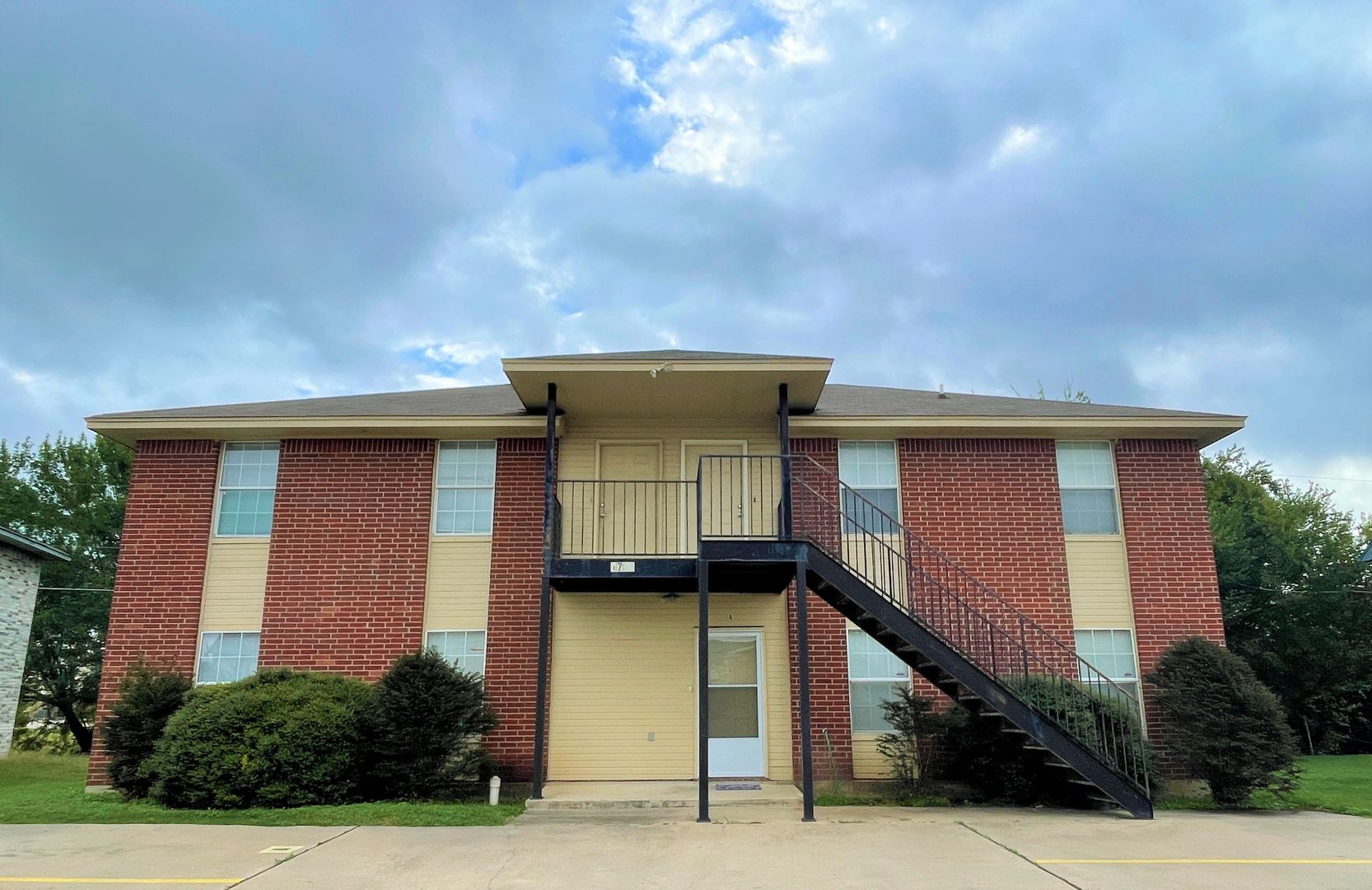 Killeen Apartment: 1706 Benttree Dr