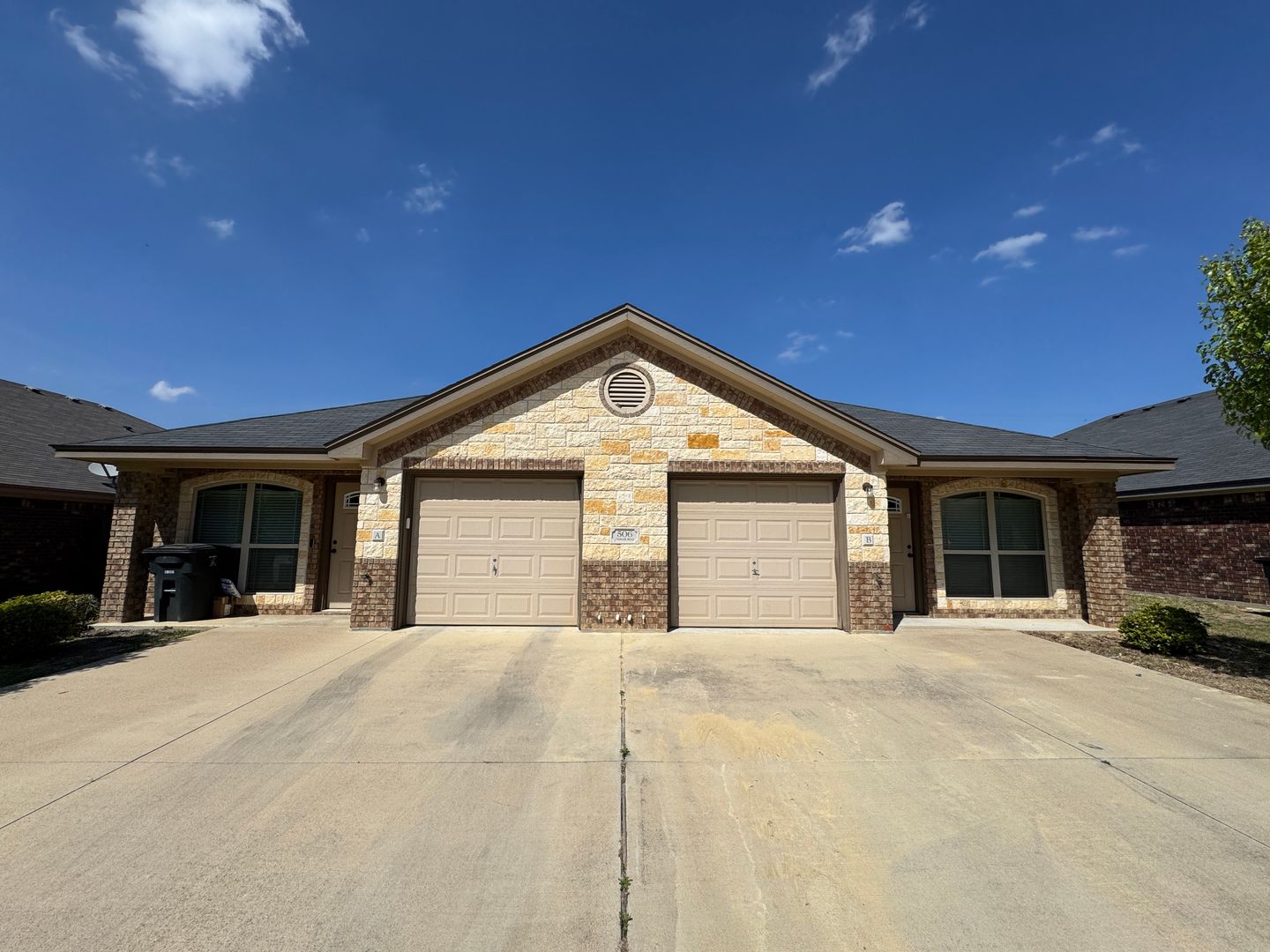 Killeen Apartment: 506 Sladecek Dr