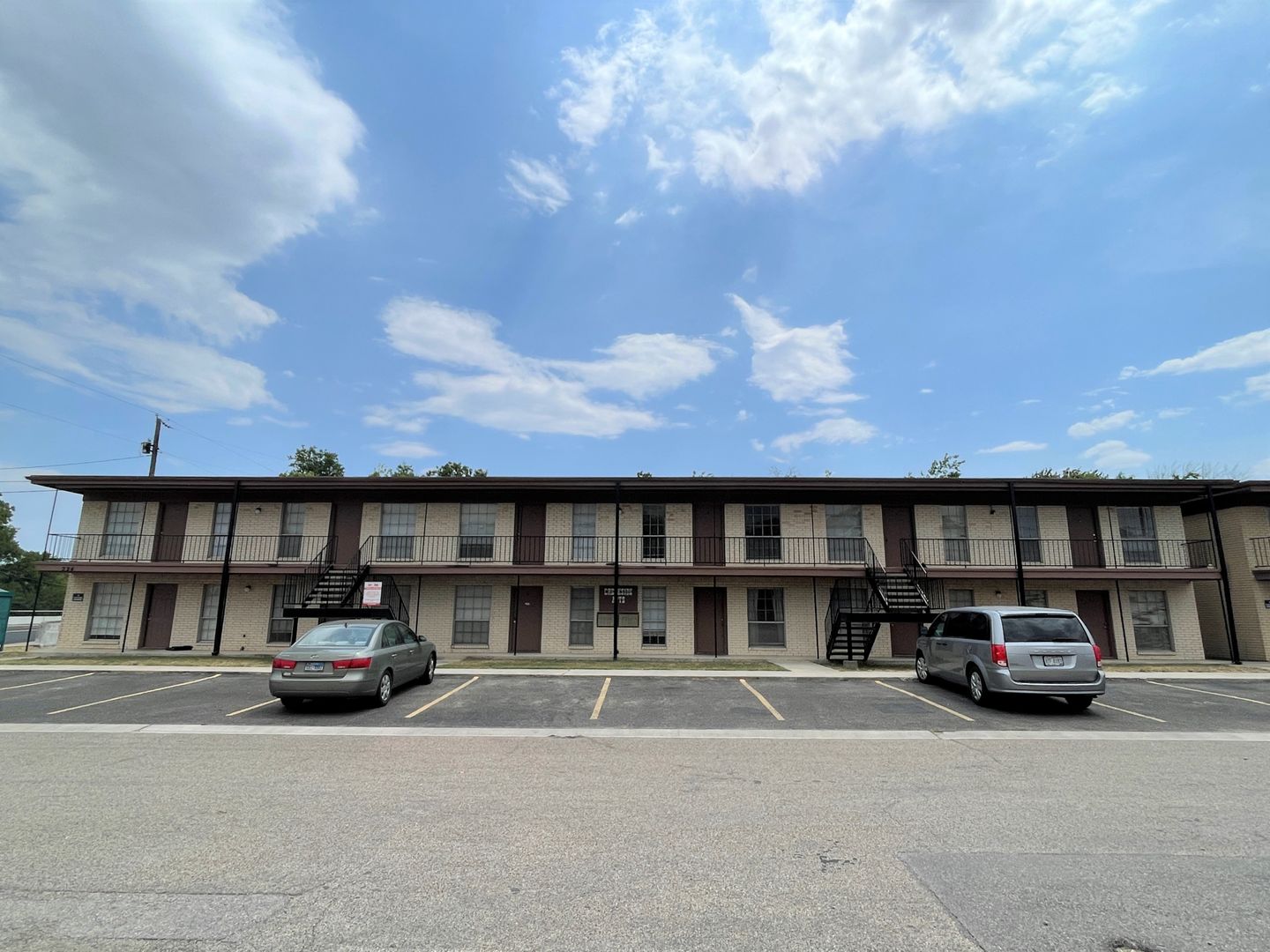 Killeen Apartment: 224 Hold St