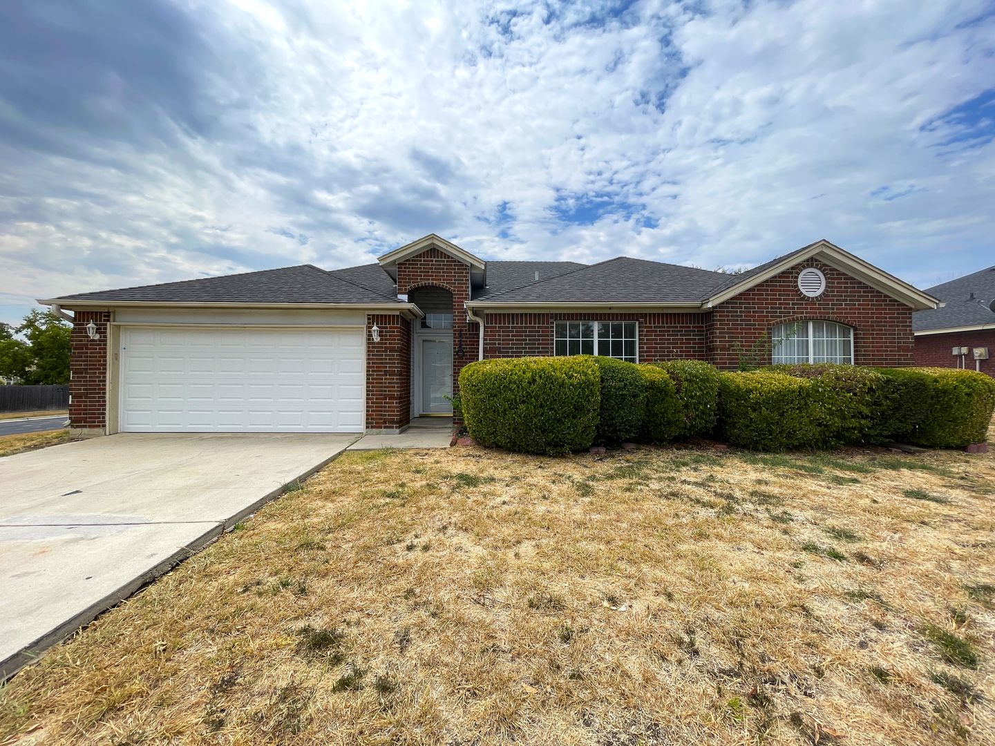 Killeen House: 110 James Loop