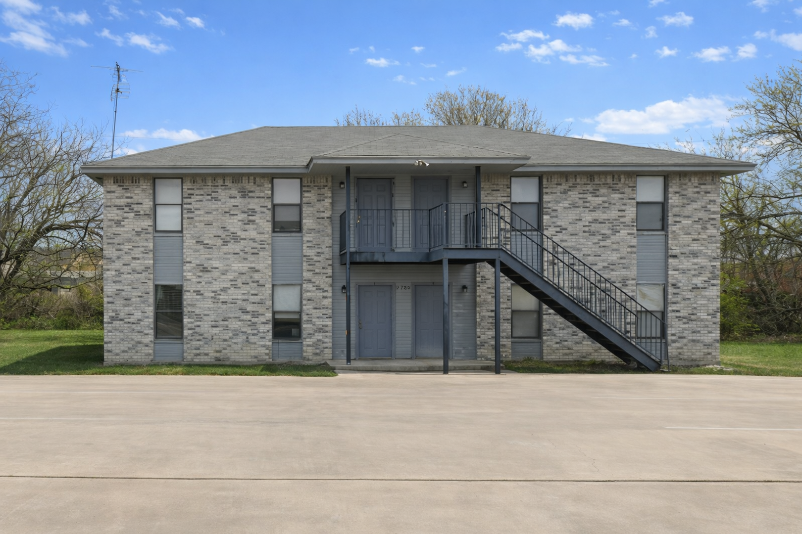 Killeen Apartment: 1708 Benttree Dr