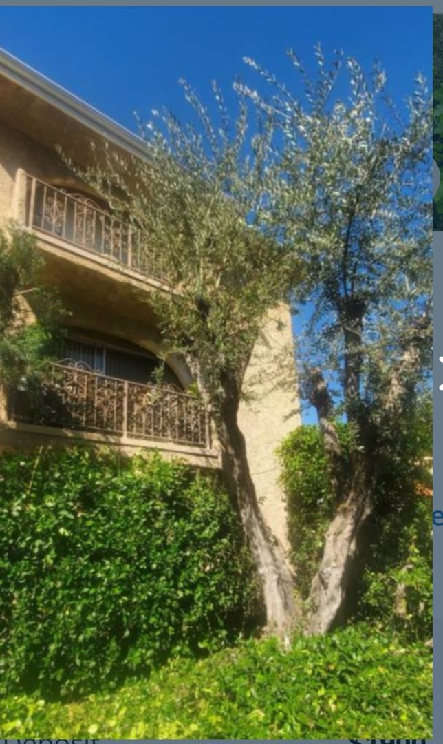 Valley Village Apartment: 5227 Hermitage Ave.