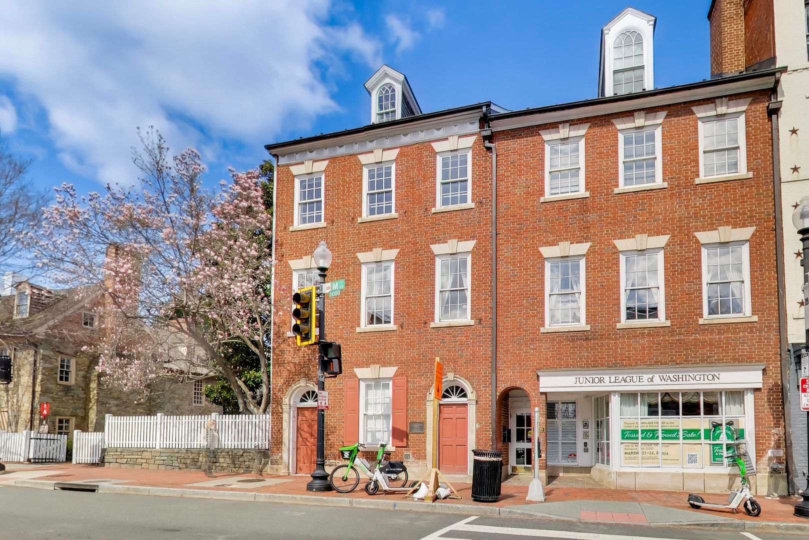 Washington Apartment: 3037 - 3041 M St, NW