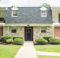 Baltimore Apartment: 707 Nottingham Road