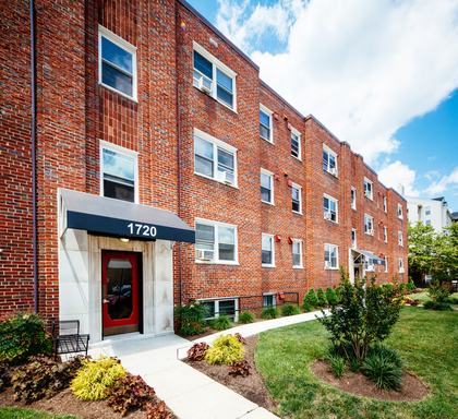 Arlington Apartment: 1720 - 1726 North Quinn St