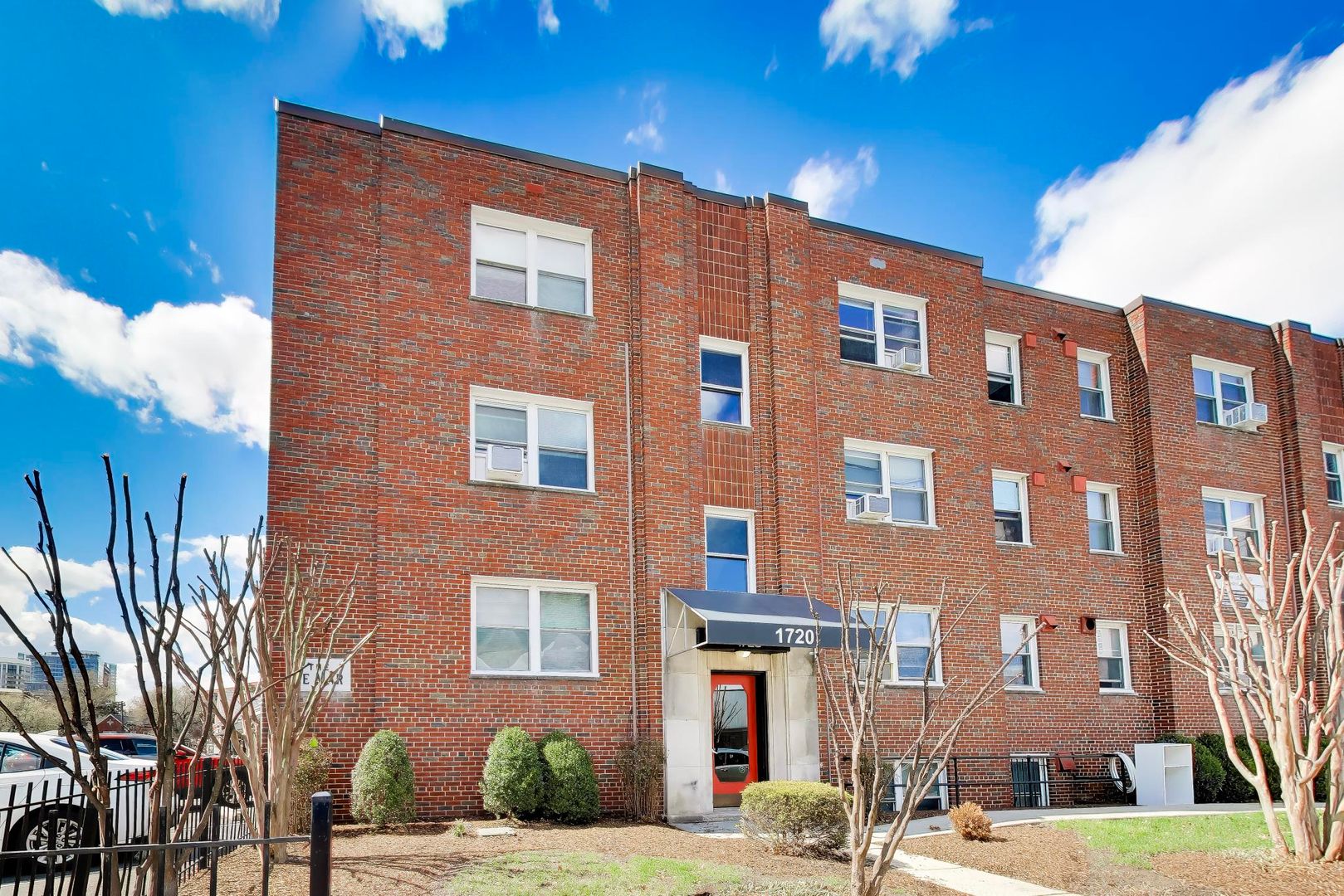 Arlington Apartment: 1720 - 1726 North Quinn St