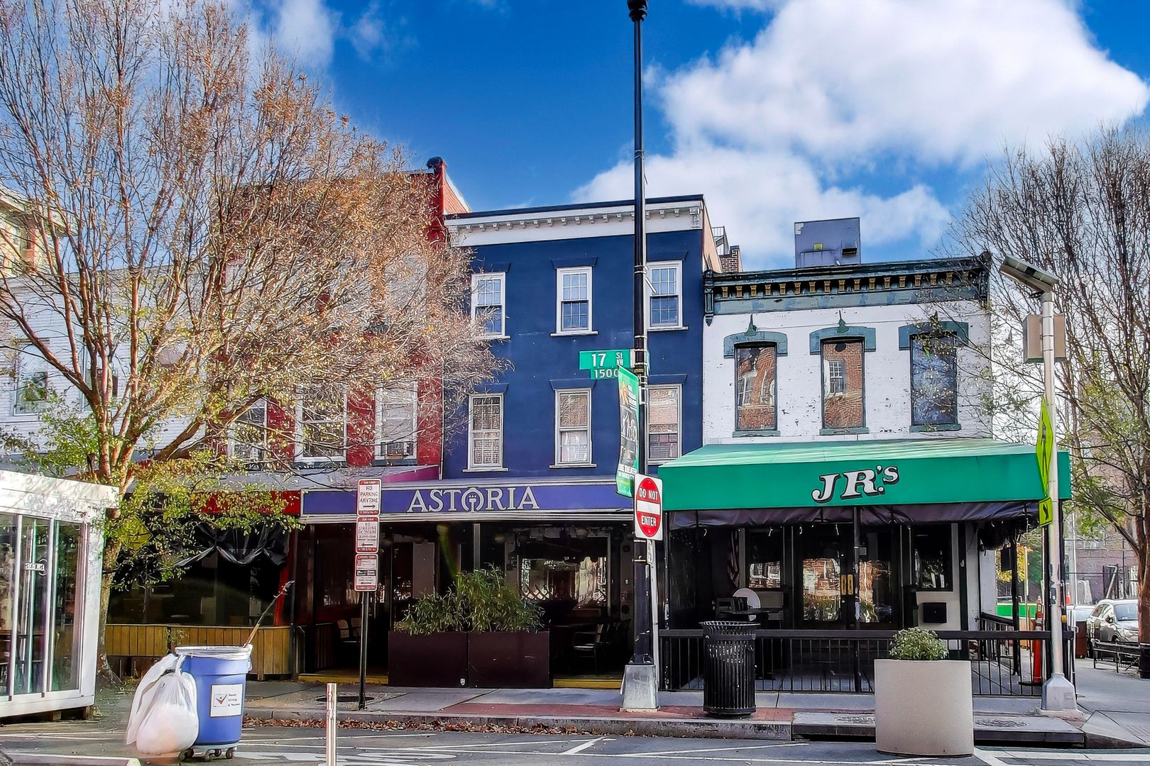 Washington Apartment: 1521 17th Street, NW