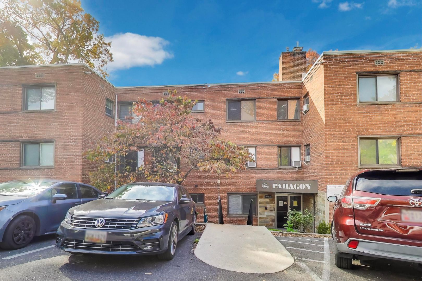 Takoma Park Apartment: 702 Chaney Dr