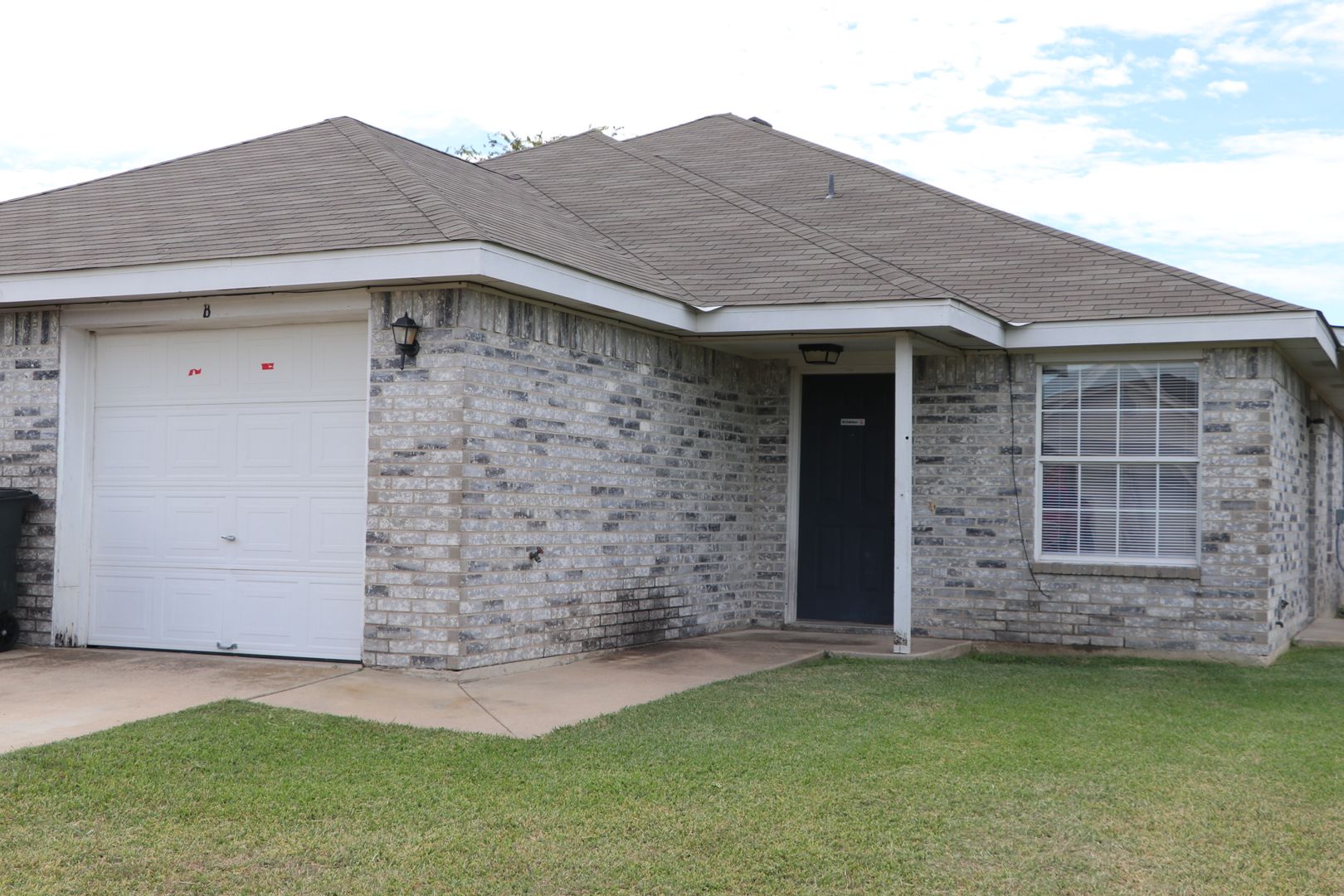 Killeen Apartment: 2802 Edgefield Street