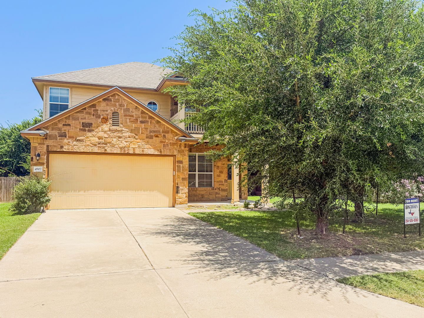 Killeen House: 4907 Old Homestead St