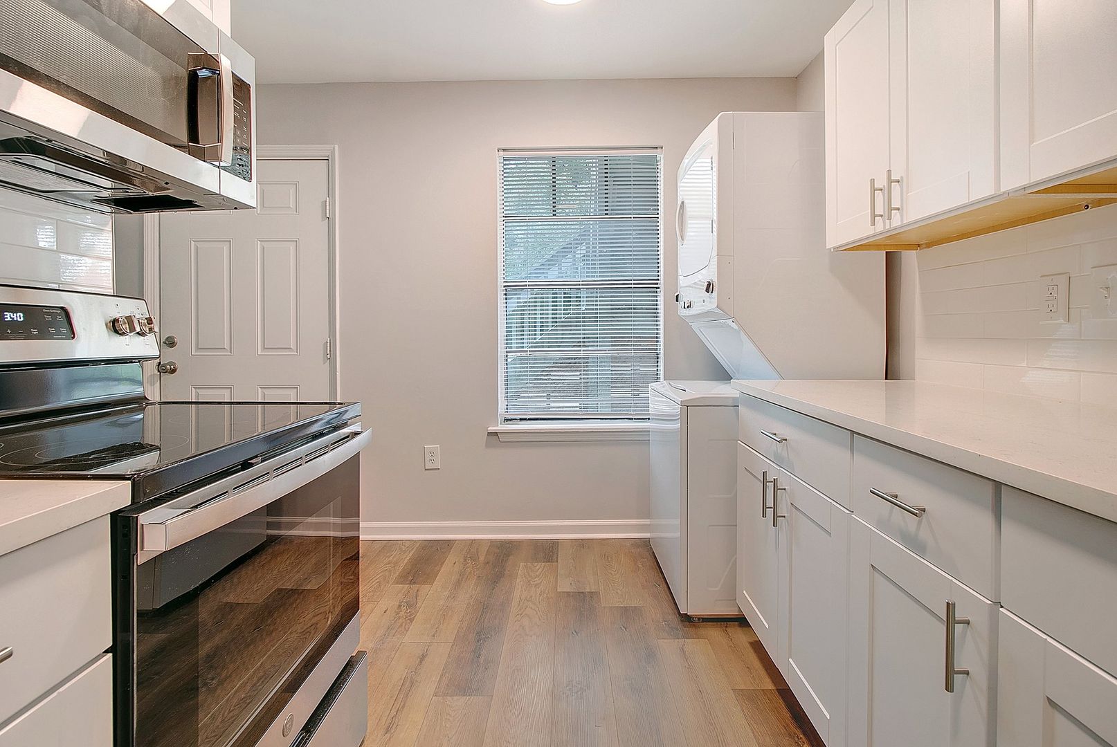 North Charleston Apartment: 4003 S Rhett Ave