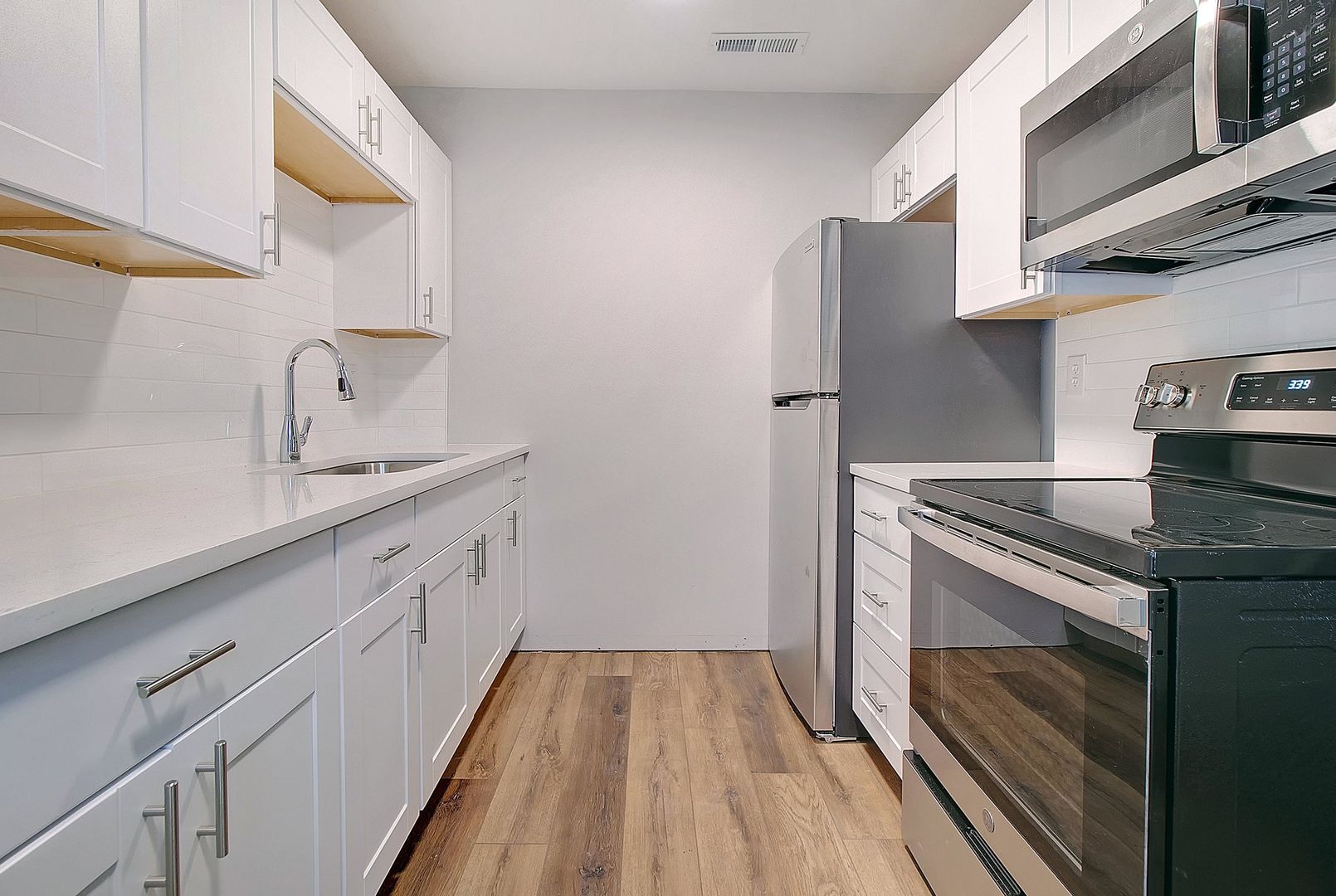 North Charleston Apartment: 4003 S Rhett Ave