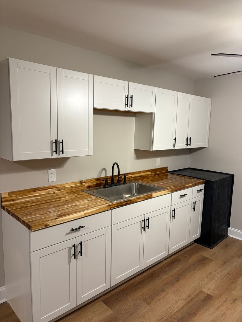 North Charleston Apartment: 5527 Read St