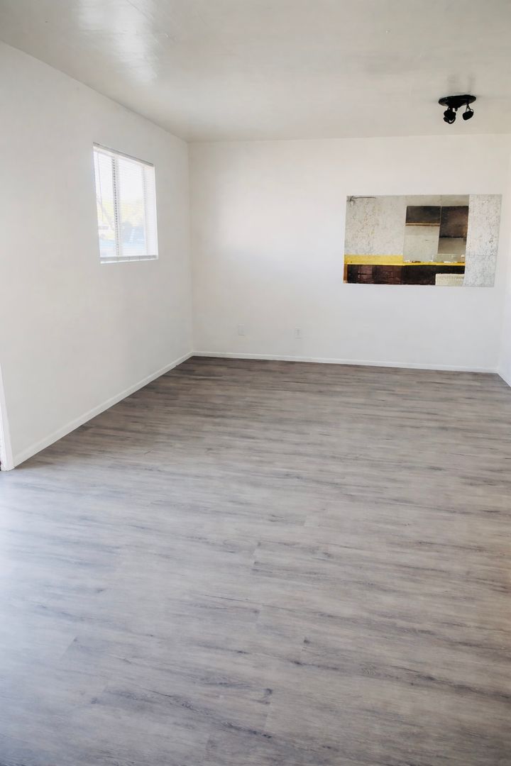 Bisbee Apartment: 501 Harisson Dr