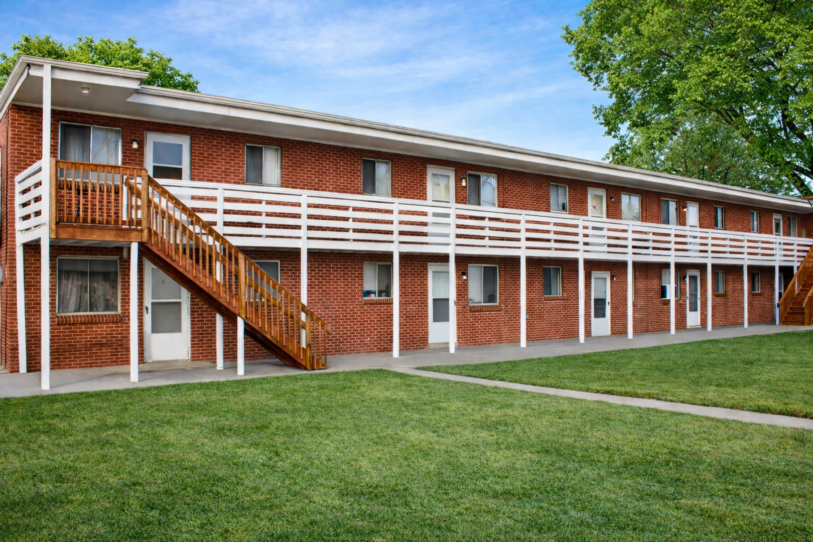 Lakewood Apartment: 1251 Upham St