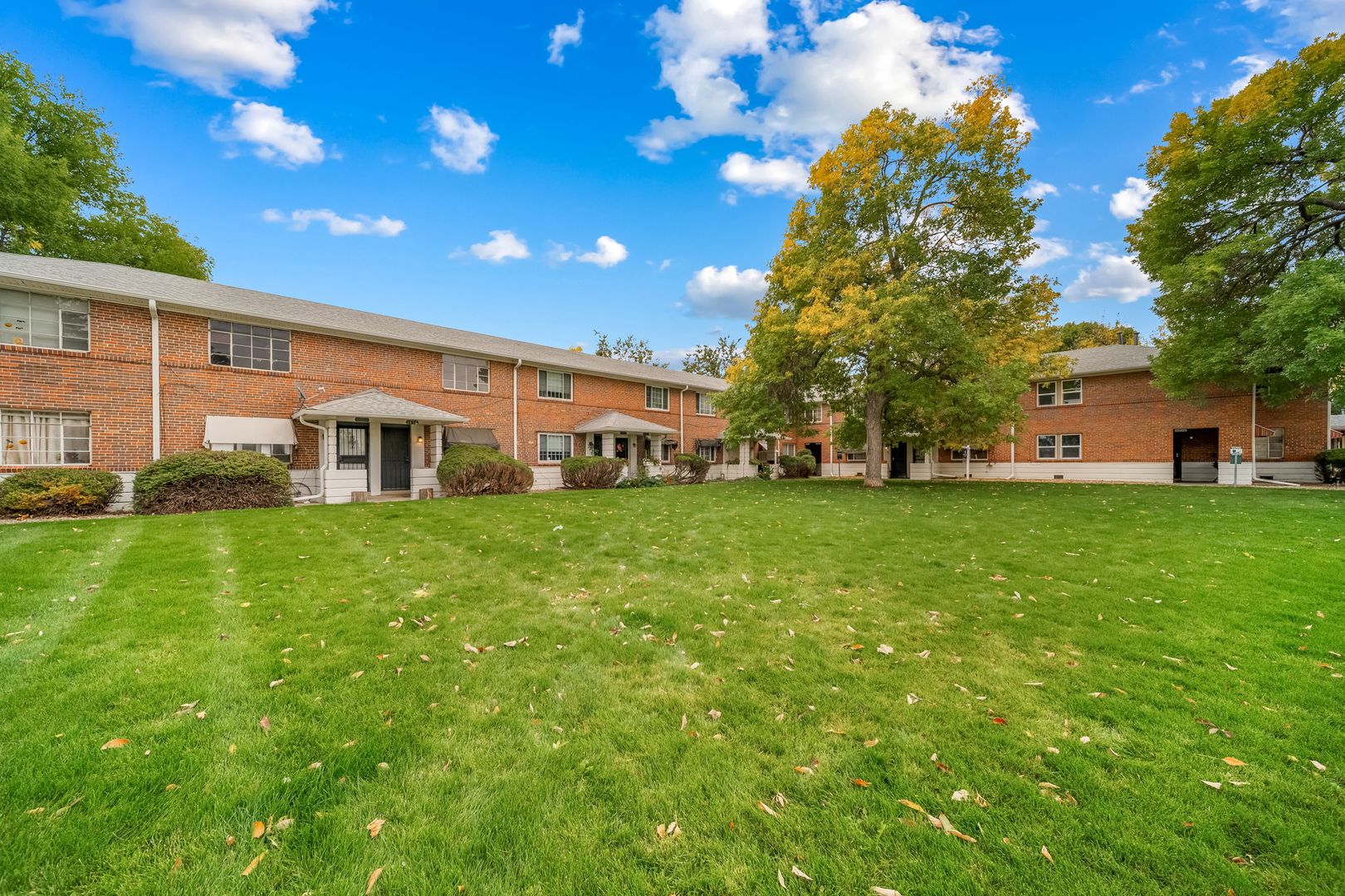 Aurora House: 1456 Galena St