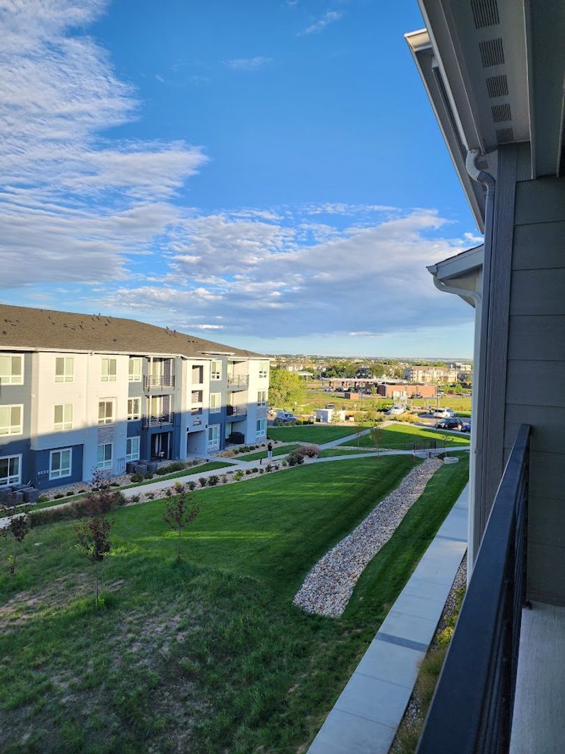 Parker Apartment: 9570 Accord Lane