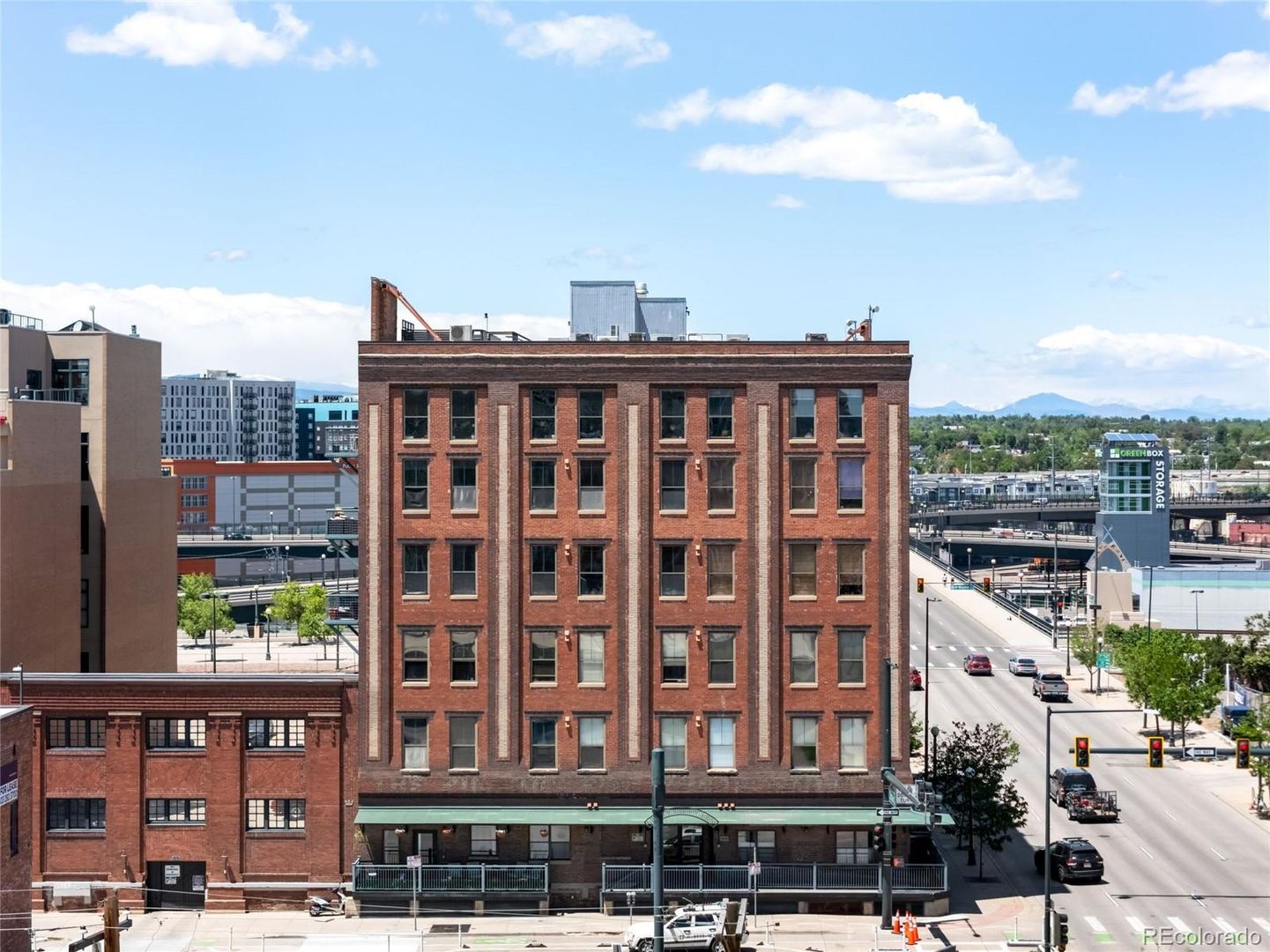 Denver Apartment: 2261 Blake St