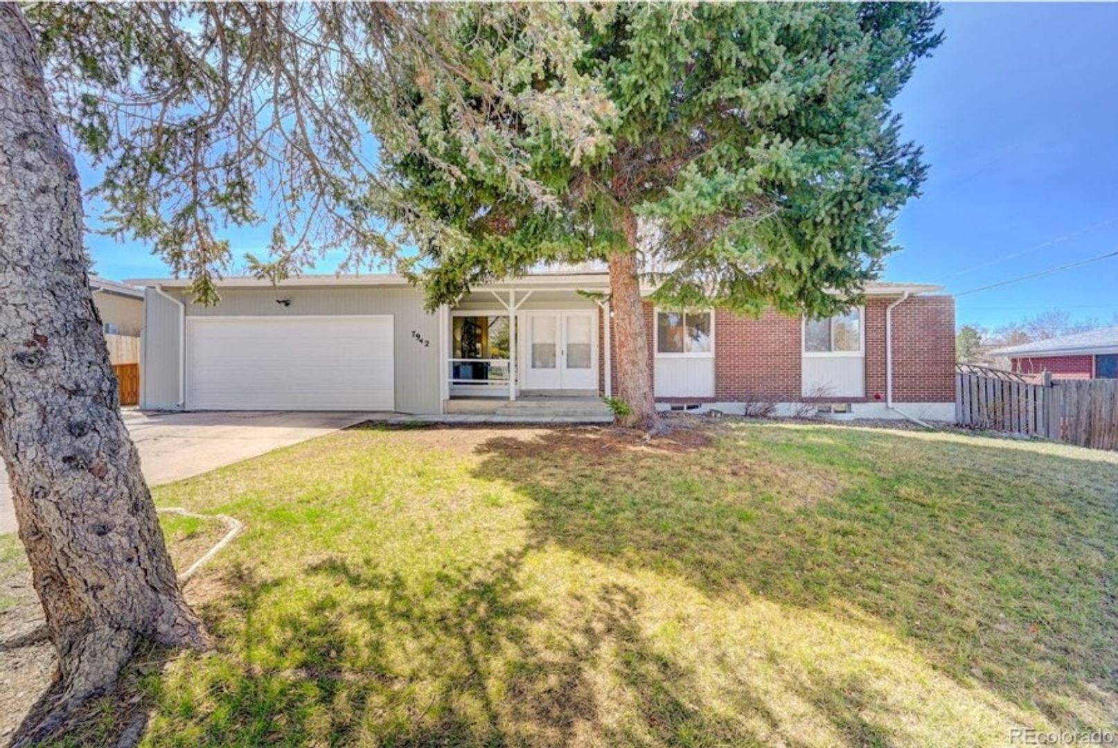 Englewood House: 7942 E Briarwood Blvd
