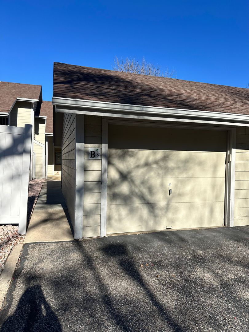 Fort Collins Apartment: 3500 Rolling Green Dr unit b8