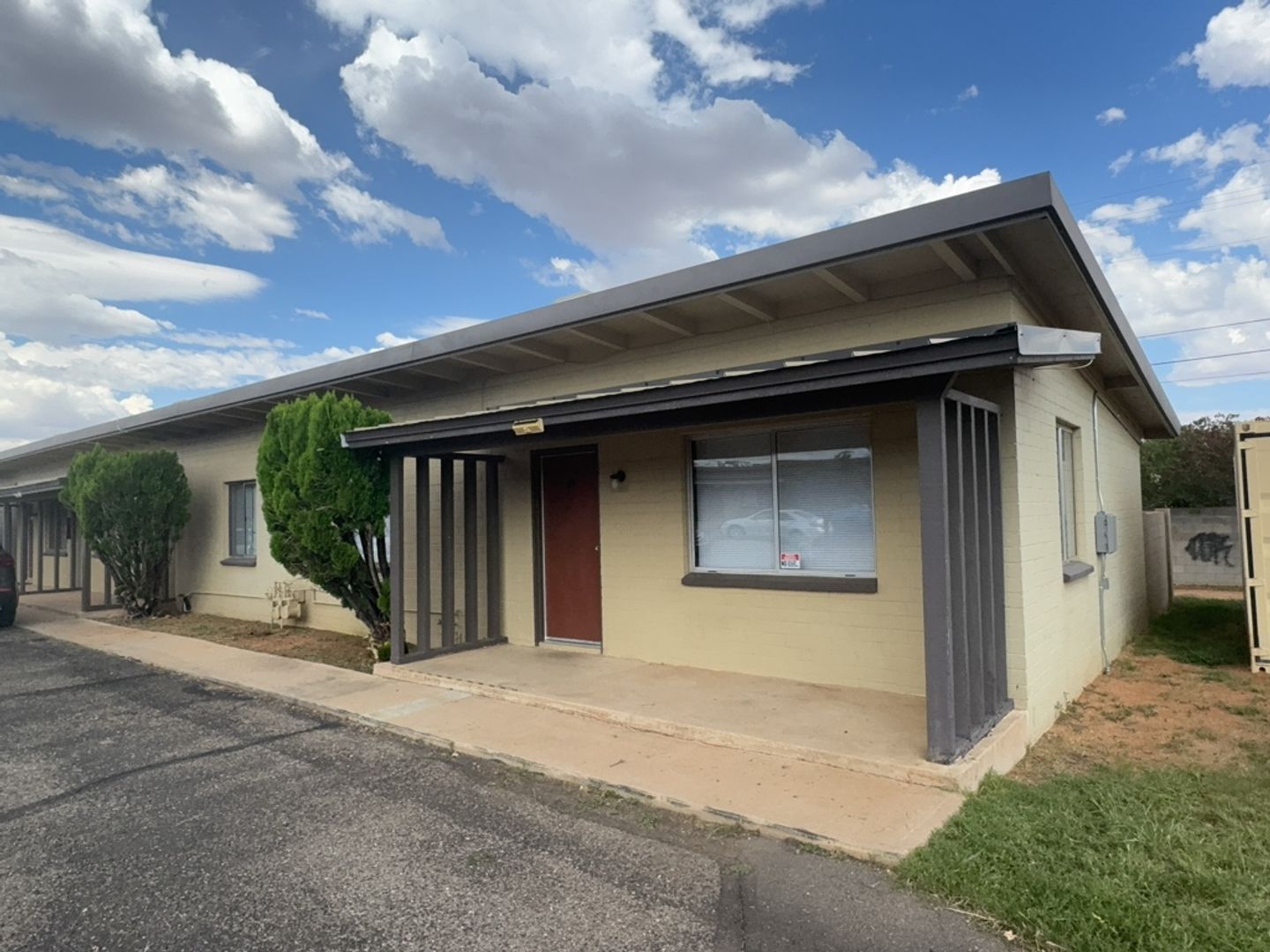 Sierra Vista Apartment: 1800 E. Fry Blvd. - #24