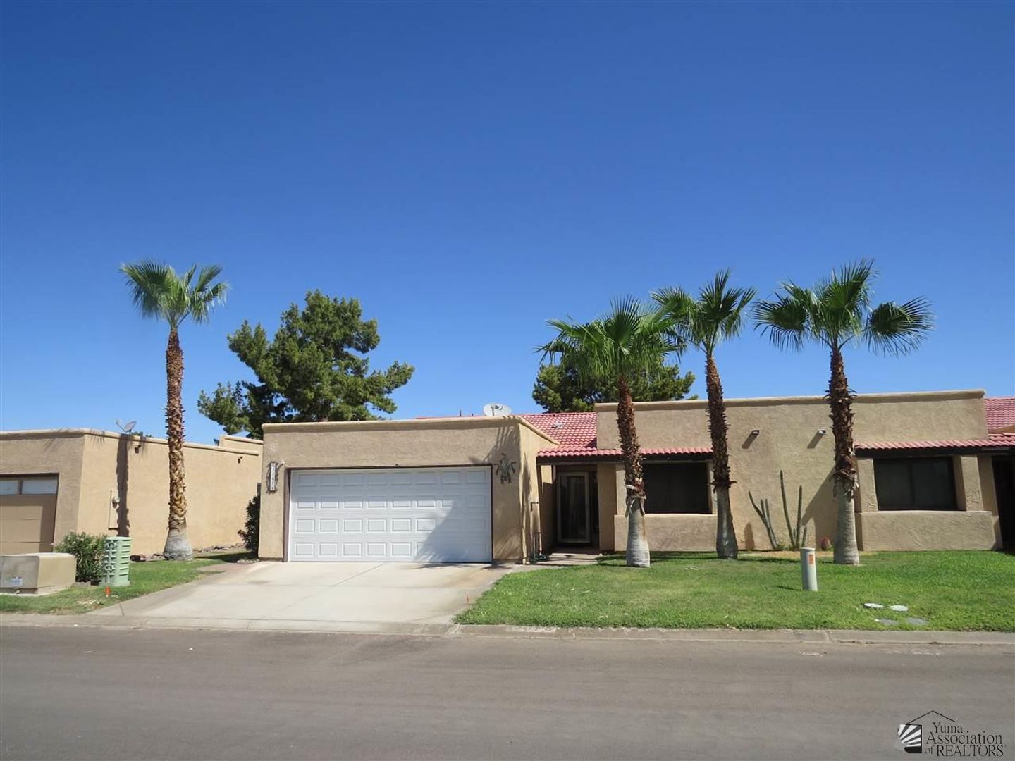 Yuma Townhome: 11878 CALLE DEL CID