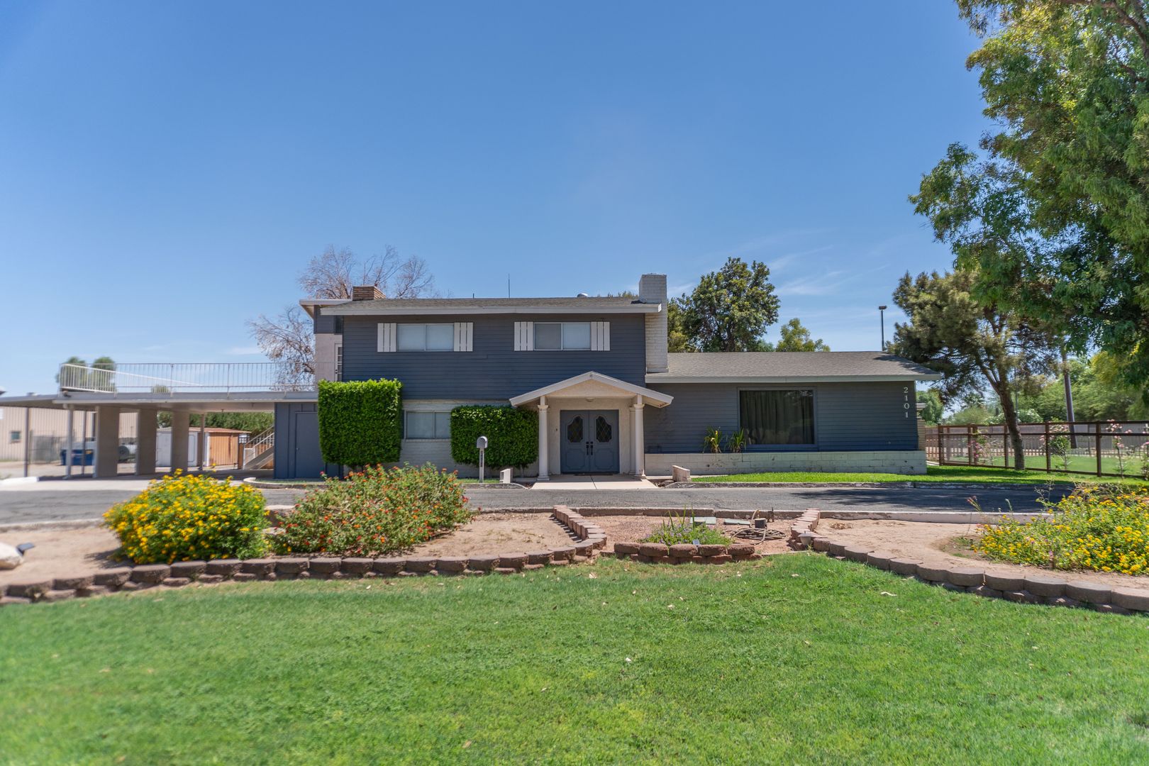 Spacious 3-Bedroom, 4-Bath Vintage Home with Pool & Multiple Living Areas