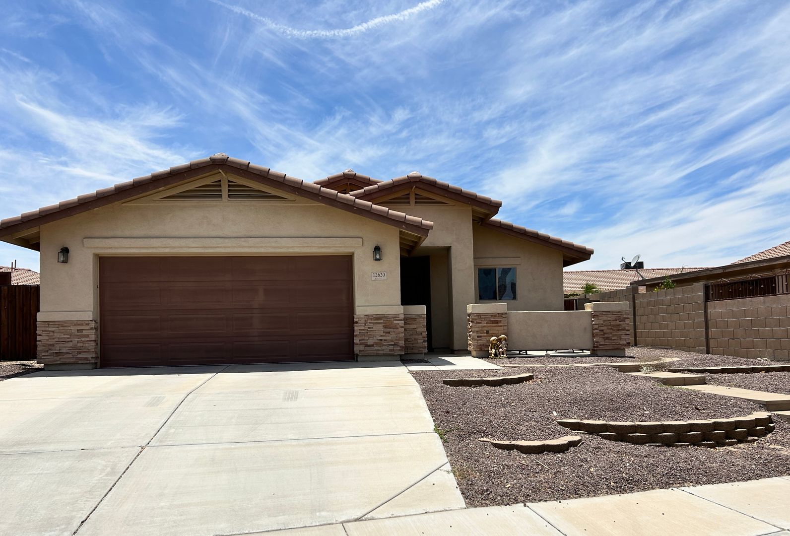 Yuma House: 12620 S. Driftwood Dr