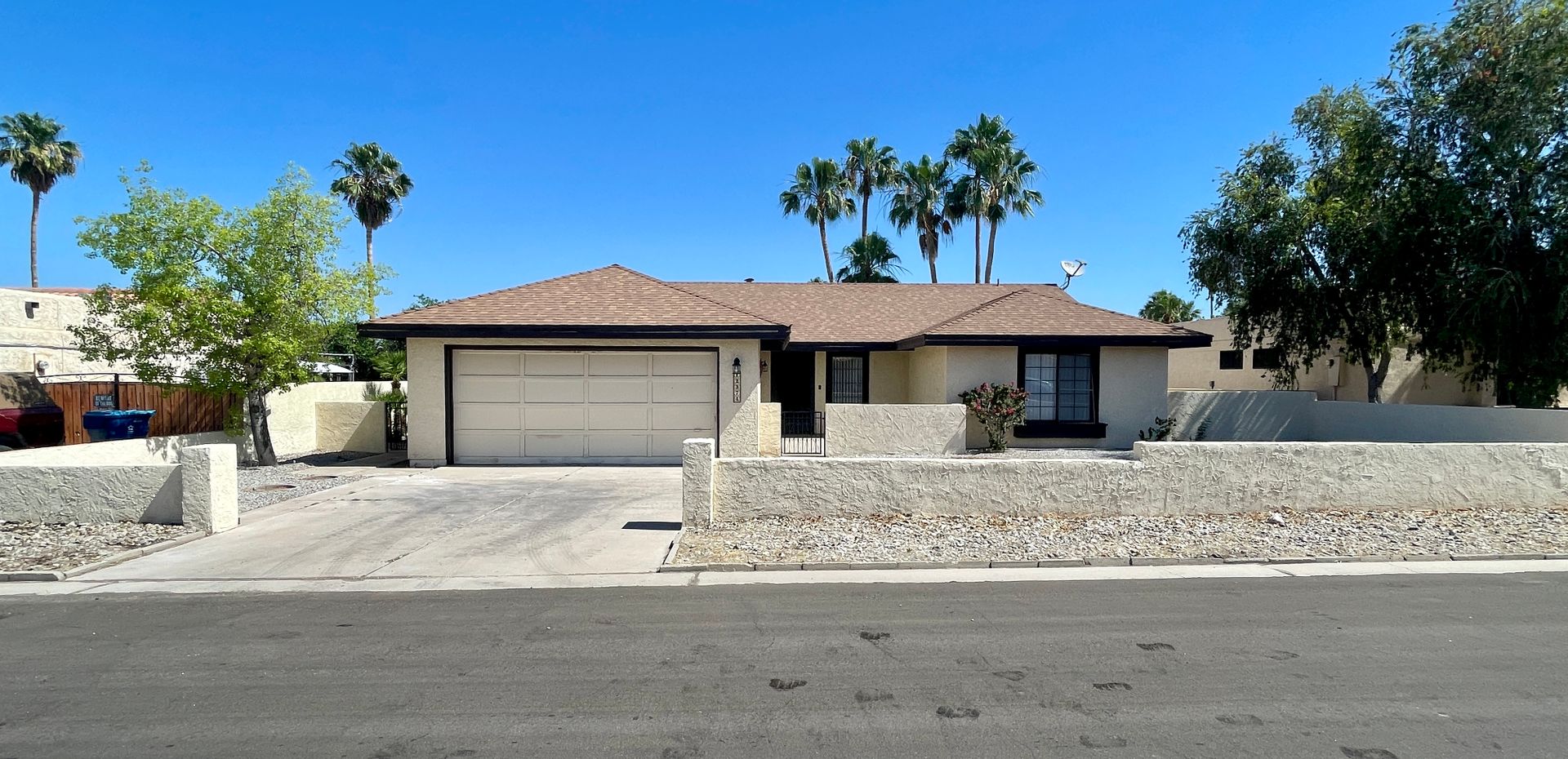 Yuma House: 12374 E. Camino Loma Vista