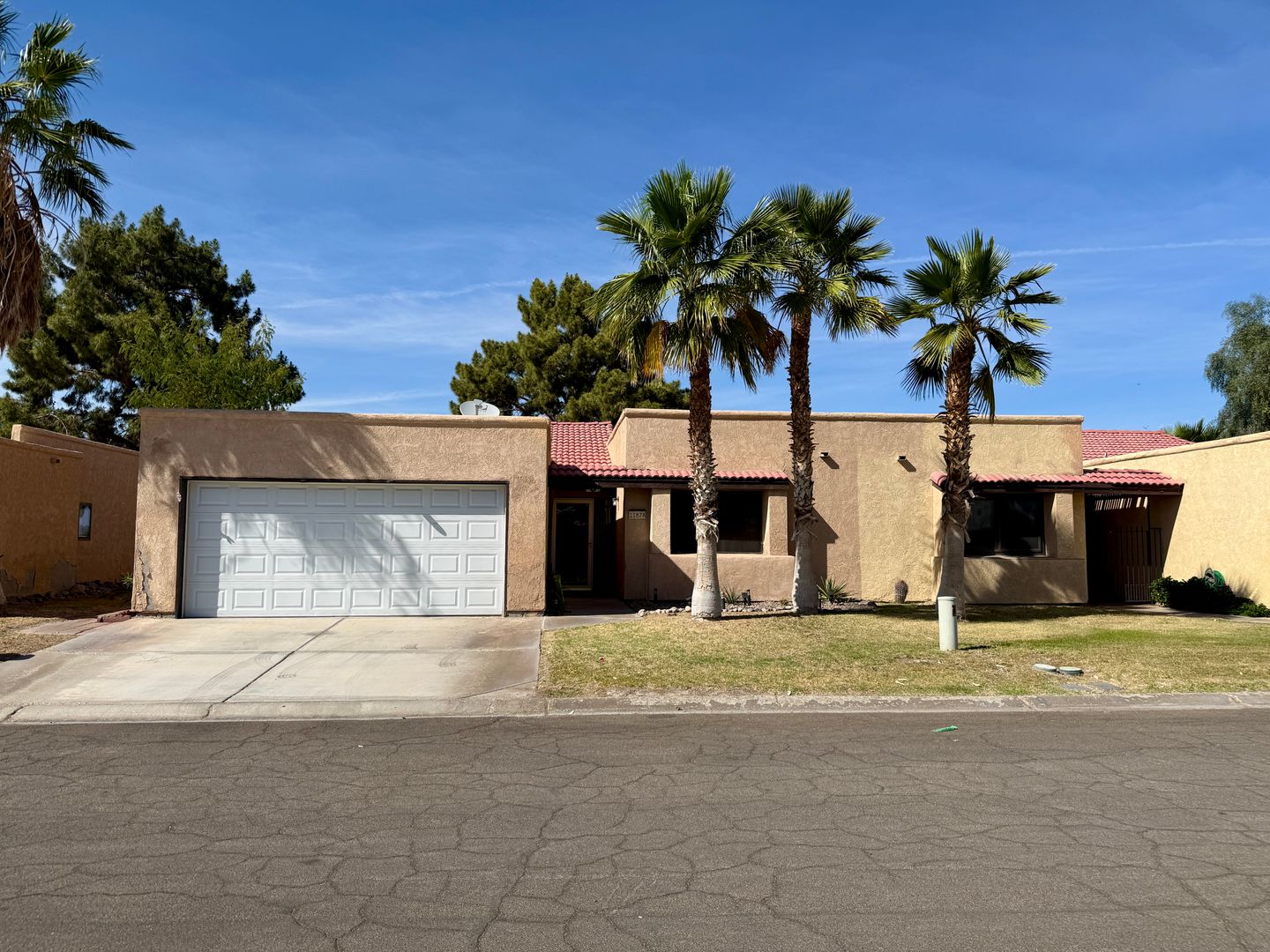 Yuma Townhome: 11878 CALLE DEL CID