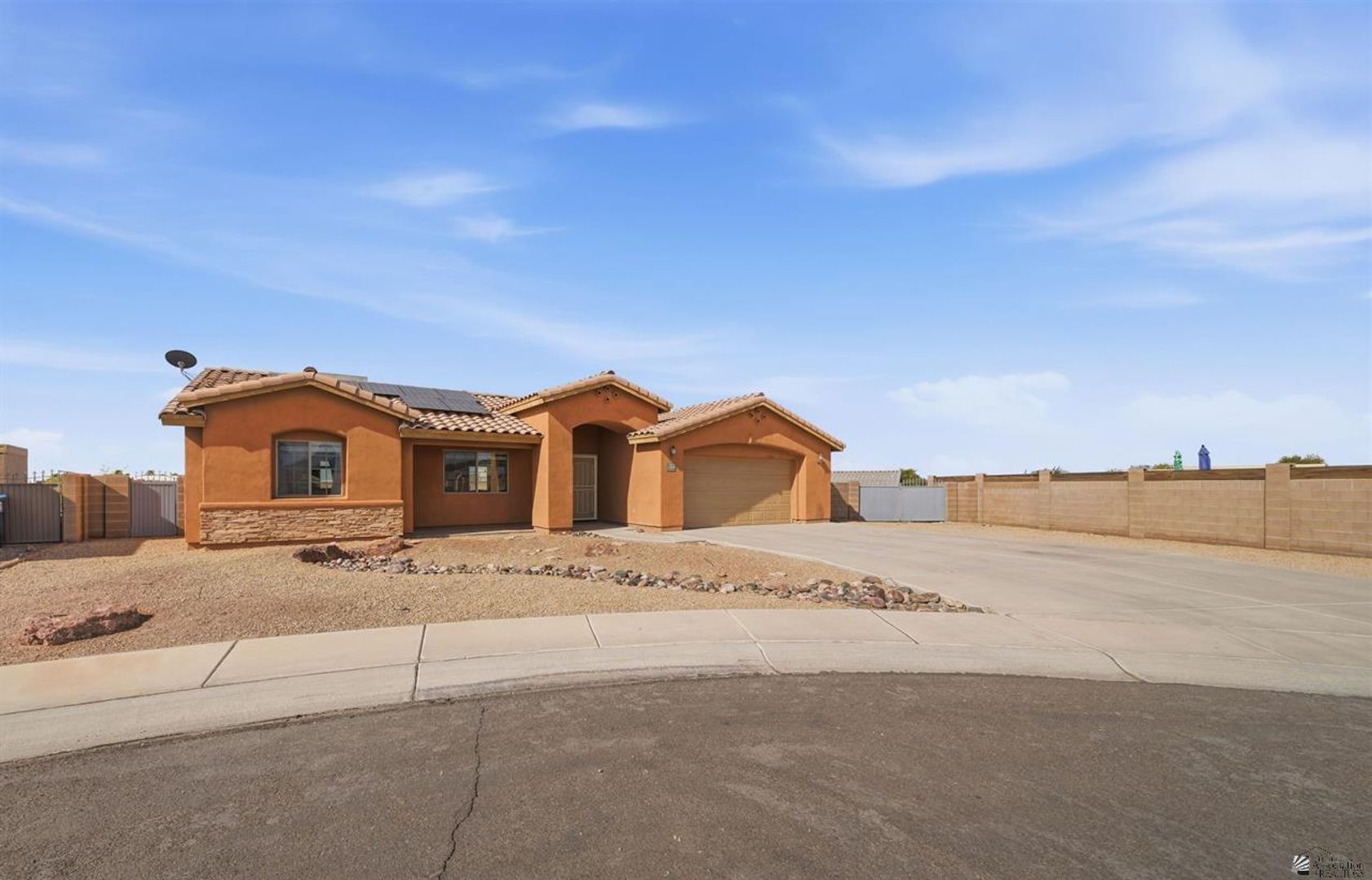 Yuma House: 11800 E Eclipse Ct