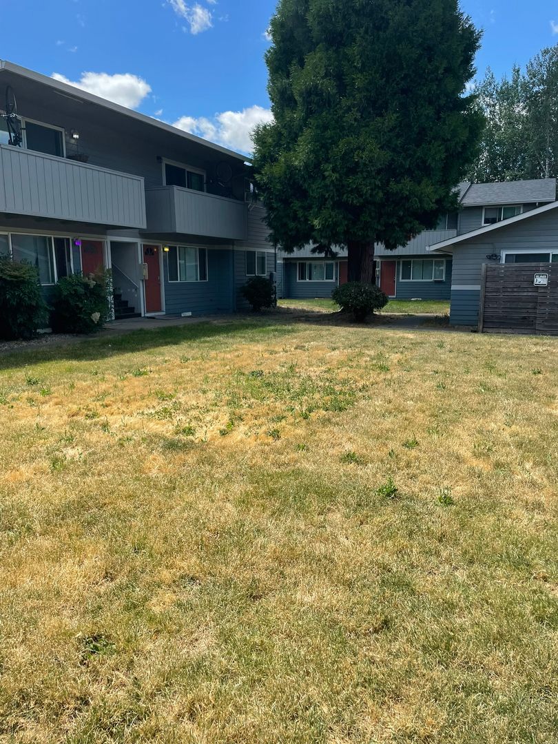 Beaverton Apartment: 4085 SW 160th Ave