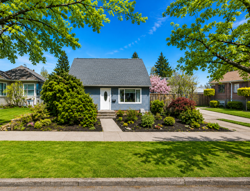 Lovely 3-Bedroom, 2-Bath Home with 2-Car Garage, Fully Fenced Backyard, and In-Unit Laundry in Portland, OR – photo 1