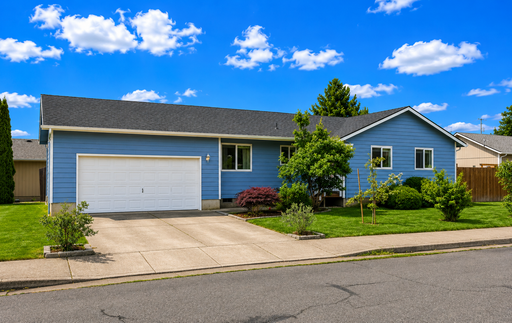 Charming 3 Bed House | Open Concept Floorplan | Hardwood Floors | Granite Countertops | Raised Beds |Fenced Backyard!