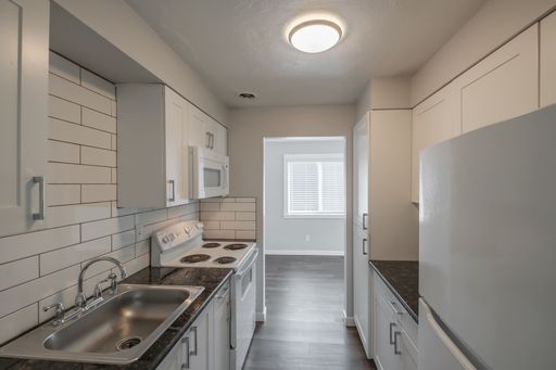Bed, 1 Bath Apartment Unit Near OSU Campus! – photo 1