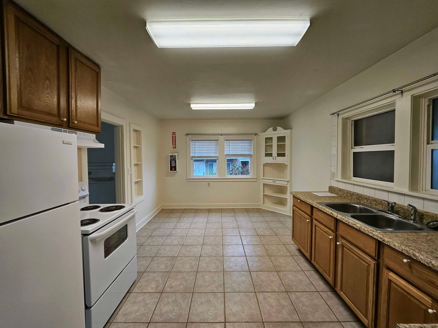 Tigard Apartment: 11380 SW Greenburg Rd