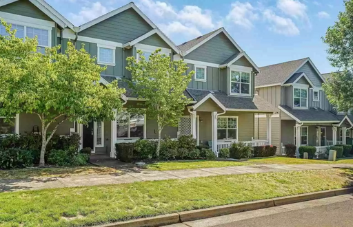 Beautiful 3 Bedroom Townhouse | 2 Car Garage | Covered Front Porch | 2 Car Driveway | Near Walking Trails | Playground Nearby | HOA Landscaping | Near to Timberhill City Park and Chepenafa Springs Park – photo 1