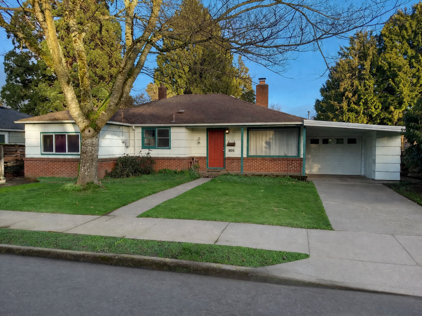 Corvallis House: 905 NW 33rd Street