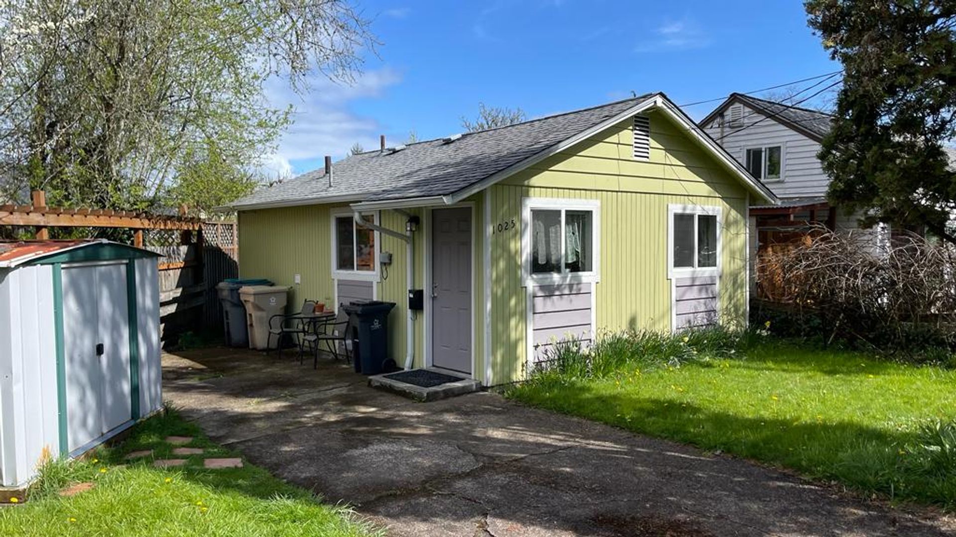 Corvallis House: 1025 NW 28th Street