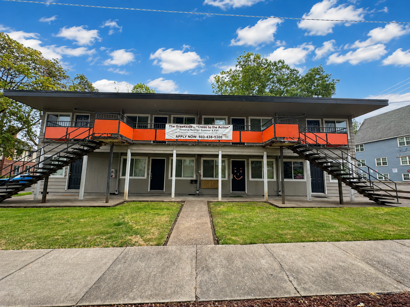 Corvallis Apartment: 2510 NW Van Buren Ave