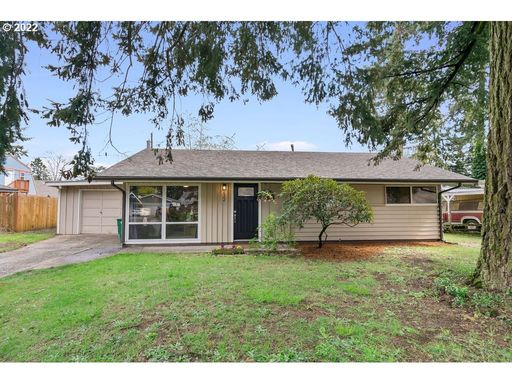 Beautiful 3 Bedroom Home | Fenced Backyard | Covered Back Porch | Outdoor Patio | Raised Beds | Dining Nook | LVP Flooring | Natural Light | 1 Car Garage Driveway – photo 1
