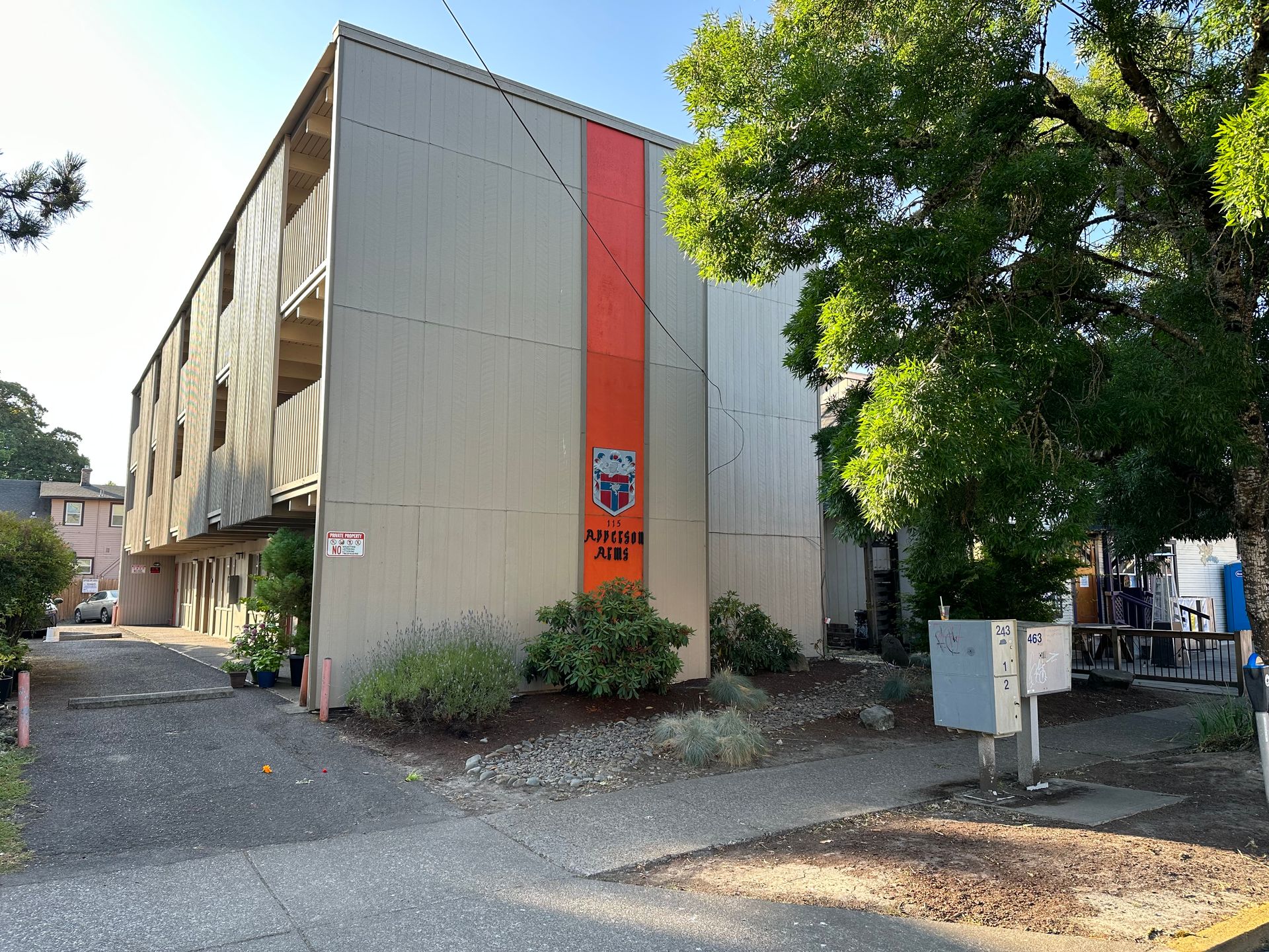 Corvallis Apartment: 115 NW 15th St