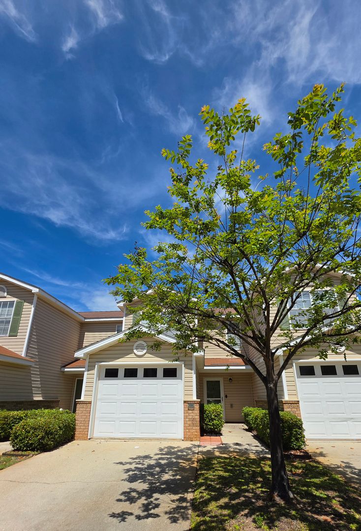 Gulf Shores Townhome: 1517 Regency Road