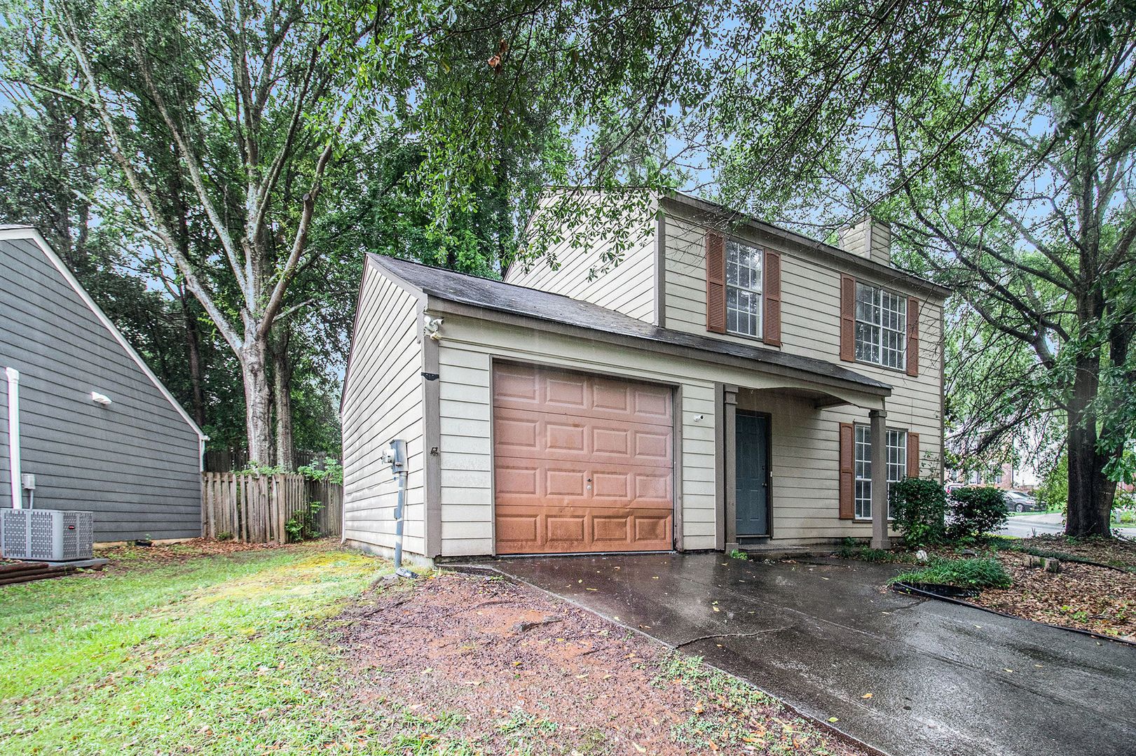 Stone Mountain House: 1254 Wellhouse Walk