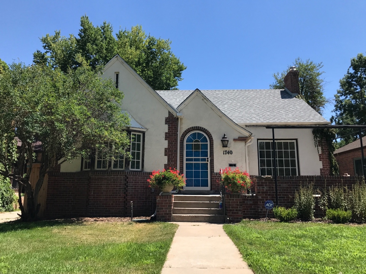 Denver House: 1740 Leyden St