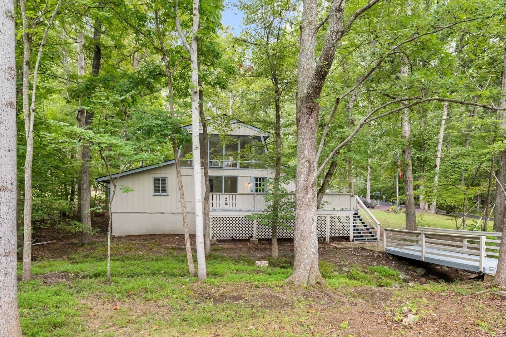 Locust Grove House: 101 Birchside Circle