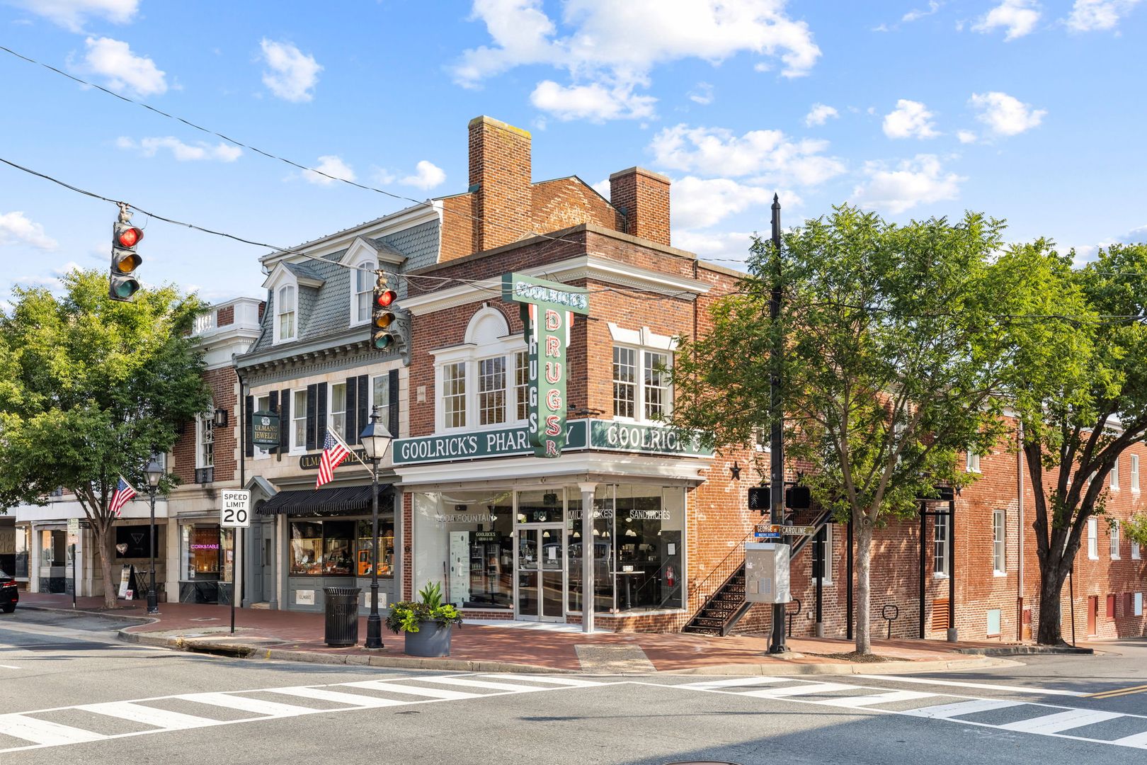 Fredericksburg Condo: 901 Caroline Street - Apt. 201