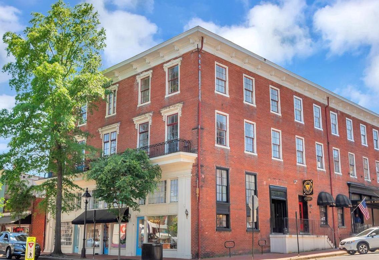 Fredericksburg House: 200 Hanover Street - Unit2C