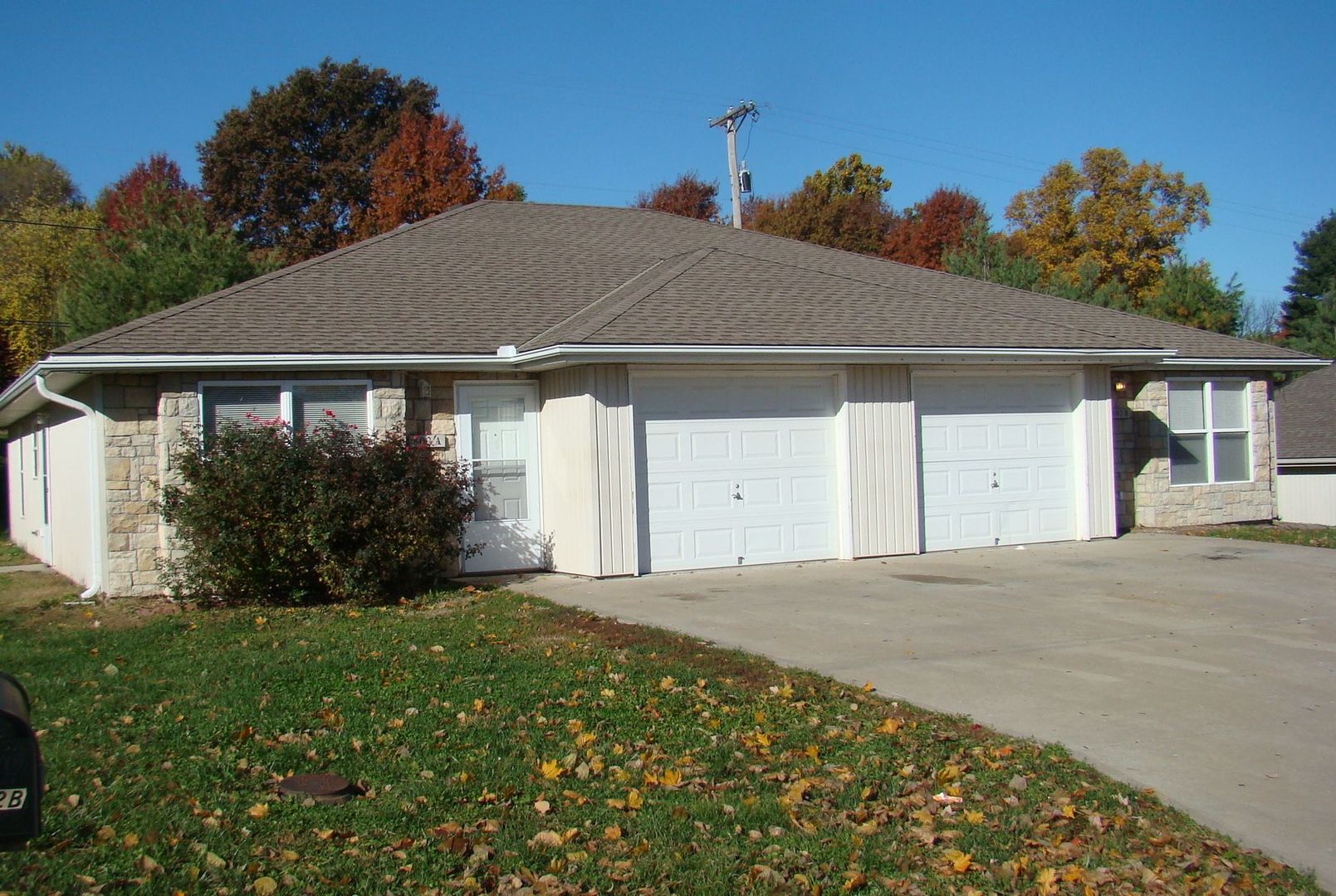 Buckner Multiplex: 802A Council St